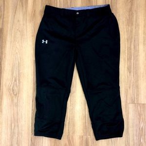 Under Armour Cropped Black Pants Pockets Like New!